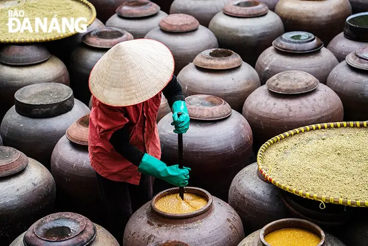 Cách Làm Nước Tương Truyền Thống Từ A-z: Bí Quyết Từ Các Gia Đình Việt