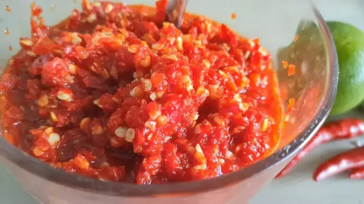 Hướng Dẫn Cách Làm Ớt Xay Ăn Bánh Mì Cay Nồng Chuẩn Vị Tại Nhà Hướng Dẫn Cách Làm Ớt Xay Ăn Bánh Mì Cay Nồng Chuẩn Vị Tại Nhà