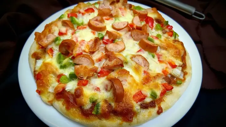Cách Làm Pizza Xúc Xích Bằng Lò Nướng Chuẩn Vị, Thơm Ngon Từ A Đến Z Cách Làm Pizza Xúc Xích Bằng Lò Nướng Chuẩn Vị, Thơm Ngon Từ A Đến Z