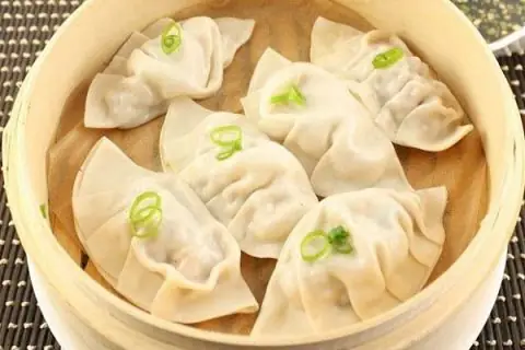 Cách Làm Sủi Cảo Người Hoa Chuẩn Vị Với Lớp Vỏ Dai Nhân Giòn Ngọt