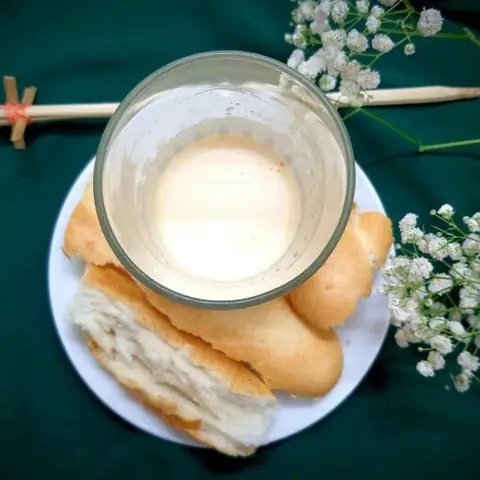 Cách Làm Trứng Đánh Kem Bằng Tay Bông Mịn Không Tanh Tại Nhà Cách Làm Trứng Đánh Kem Bằng Tay Bông Mịn Không Tanh Tại Nhà