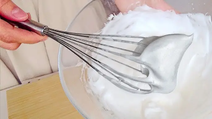Cách Làm Trứng Đánh Kem Bằng Tay Bông Mịn Không Tanh Tại Nhà Cách Làm Trứng Đánh Kem Bằng Tay Bông Mịn Không Tanh Tại Nhà