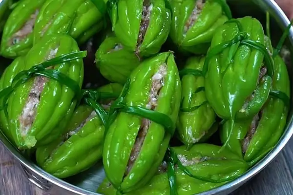 Cách Nấu Canh Khổ Qua Giữ Màu Xanh: Bí Quyết Từ A Đến Z Cách Nấu Canh Khổ Qua Giữ Màu Xanh: Bí Quyết Từ A Đến Z