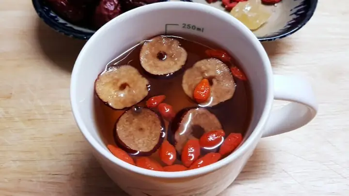Hướng Dẫn Toàn Tập Cách Nấu Táo Đỏ Khô Để Pha Trà Và Chế Biến Món Ăn Bổ Dưỡng Hướng Dẫn Toàn Tập Cách Nấu Táo Đỏ Khô Để Pha Trà Và Chế Biến Món Ăn Bổ Dưỡng