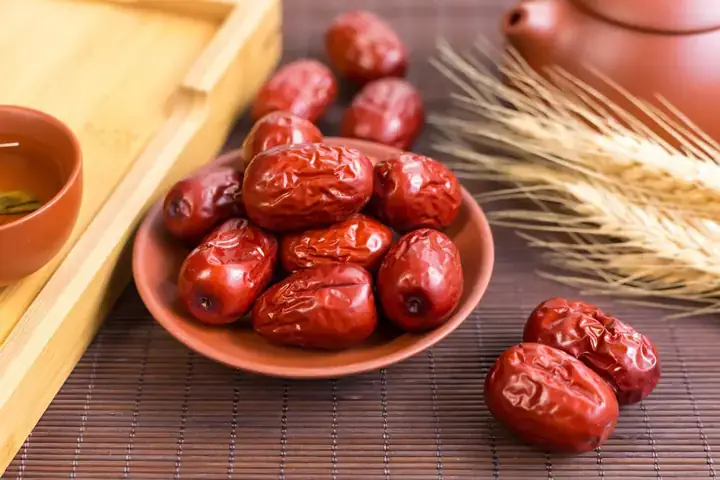 Hướng Dẫn Cách Ngâm Táo Tàu Tươi Với Đường Giòn Ngọt Tại Nhà Hướng Dẫn Cách Ngâm Táo Tàu Tươi Với Đường Giòn Ngọt Tại Nhà
