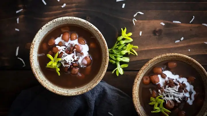 Chè Đậu Đỏ Hạt Sen Nước Cốt Dừa Chè Đậu Đỏ Hạt Sen Nước Cốt Dừa