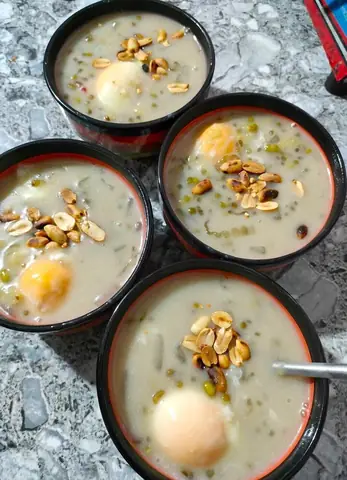 Bí Quyết Nấu Chè Đậu Xanh Hột Vịt Ngon Chuẩn Vị Miền Tây Bí Quyết Nấu Chè Đậu Xanh Hột Vịt Ngon Chuẩn Vị Miền Tây