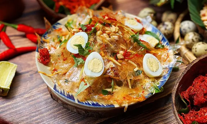 Bánh Tráng Trộn Cay: Hướng Dẫn Toàn Tập Từ Nguyên Liệu Đến Bí Quyết Bánh Tráng Trộn Cay: Hướng Dẫn Toàn Tập Từ Nguyên Liệu Đến Bí Quyết