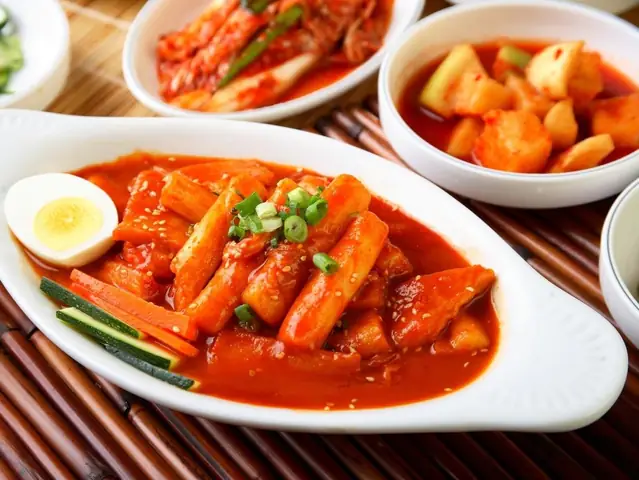 Top 10 Món Ăn Cay Hàn Quốc Ngon, Được Ưa Chuộng Nhất Top 10 Món Ăn Cay Hàn Quốc Ngon, Được Ưa Chuộng Nhất