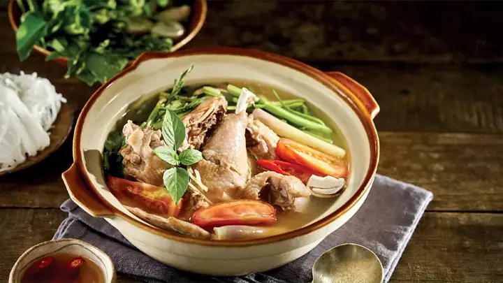 Gà Nấu Mẻ Miền Bắc: Công Thức Chuẩn Và Bí Quyết Nấu Ngon Gà Nấu Mẻ Miền Bắc: Công Thức Chuẩn Và Bí Quyết Nấu Ngon