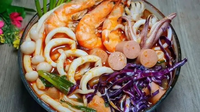 Bí Quyết Pha Chế Gia Vị Nấu Mì Cay Chuẩn Vị Tại Nhà