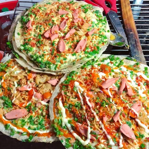 Hình Ảnh Bánh Tráng Nướng Đà Lạt: Cận Cảnh Món "pizza Việt Nam" Hình Ảnh Bánh Tráng Nướng Đà Lạt: Cận Cảnh Món "pizza Việt Nam"