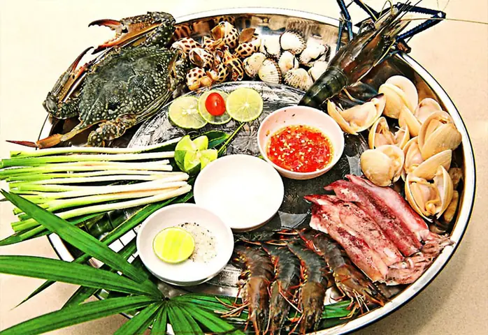Cách Nấu Lẩu Hải Sản Chuẩn Vị: Từ Nước Dùng Đến Trình Bày Đẹp Mắt