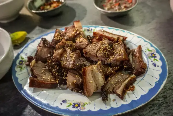 Mâm Thịt Chó Truyền Thống: Hướng Dẫn Toàn Tập Từ A Đến Z Mâm Thịt Chó Truyền Thống: Hướng Dẫn Toàn Tập Từ A Đến Z