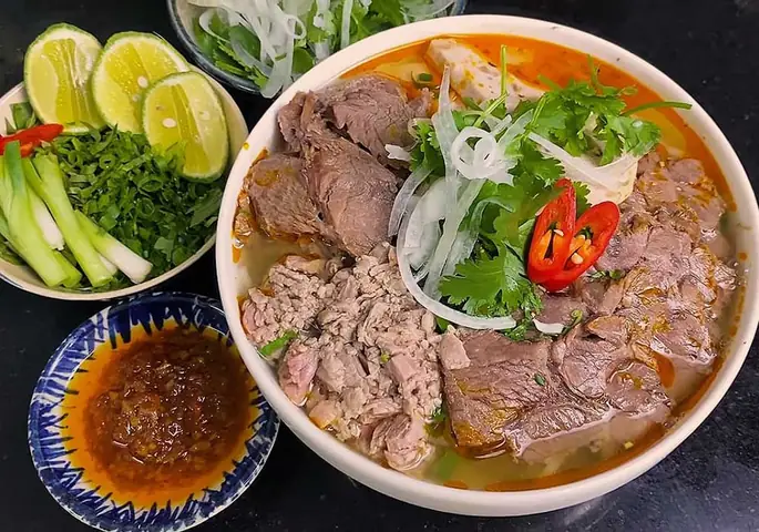 Cách Nấu Bún Bò Huế Chuẩn Vị Tại Nhà Cách Nấu Bún Bò Huế Chuẩn Vị Tại Nhà
