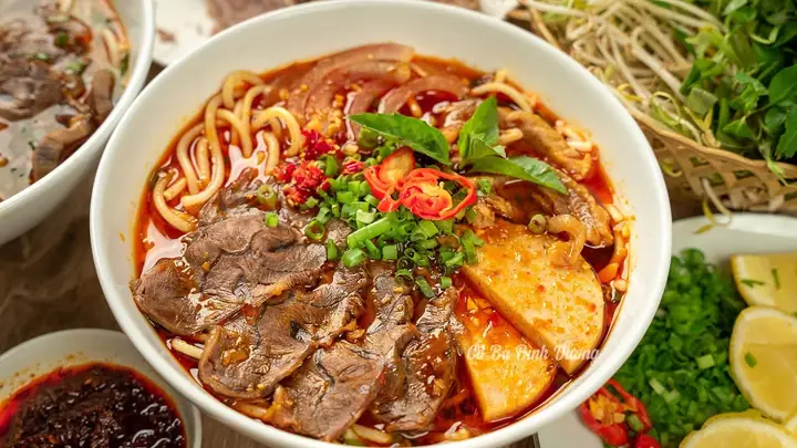 Cách Nấu Bún Bò Huế Chuẩn Vị Tại Nhà Cách Nấu Bún Bò Huế Chuẩn Vị Tại Nhà