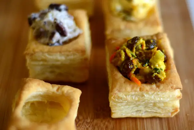 Cách Làm Vol Au Vents Chuẩn Vị – Bánh Xốp Đa Năng Cho Tiệc Tùng Cách Làm Vol Au Vents Chuẩn Vị – Bánh Xốp Đa Năng Cho Tiệc Tùng