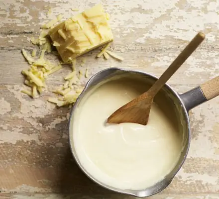 How To Make White Cheese Sauce How To Make White Cheese Sauce