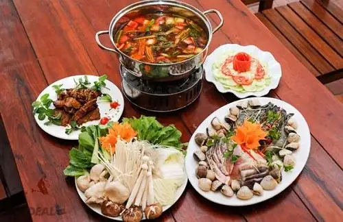 Hướng Dẫn Cách Nấu Lẩu Cá Trắm Thập Cẩm Chua Cay Đậm Đà Tại Nhà Hướng Dẫn Cách Nấu Lẩu Cá Trắm Thập Cẩm Chua Cay Đậm Đà Tại Nhà