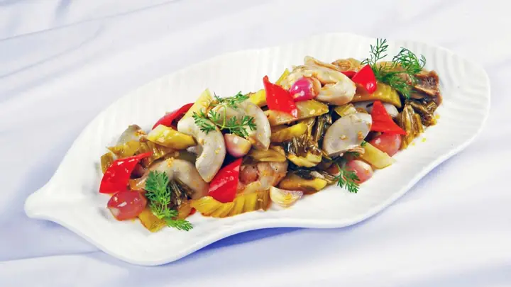 Lòng Bò Xào Dưa Chua: 3 Công Thức Đơn Giản, Ngon Miệng Cho Bữa Cơm Gia Đình Lòng Bò Xào Dưa Chua: 3 Công Thức Đơn Giản, Ngon Miệng Cho Bữa Cơm Gia Đình