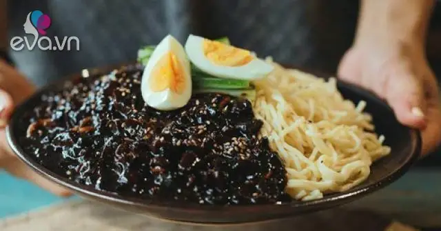 Cách Làm Mì Tương Đen Jajangmyeon Chuẩn Vị Hàn Quốc Tại Nhà