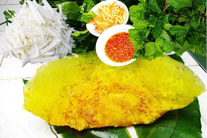 Nguyên Liệu Làm Bánh Xèo Miền Nam Chuẩn Vị Giòn Tan Tại Nhà