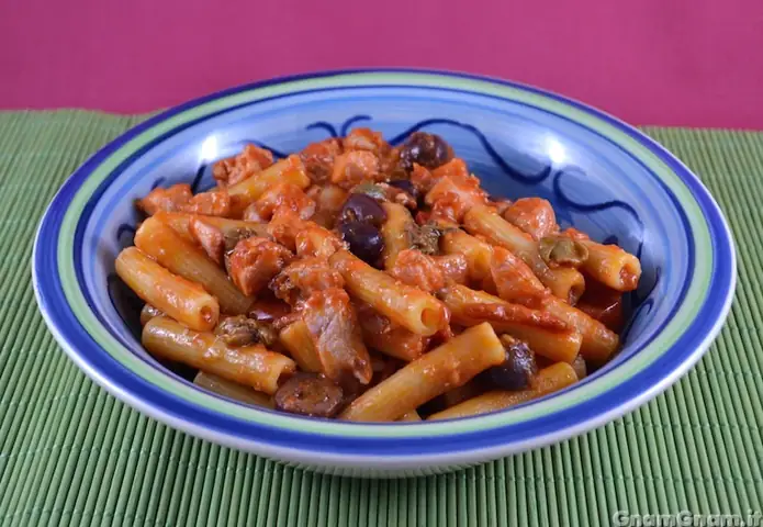 Cách Nấu Pasta Tonno Olive E Capperi Chuẩn Vị Ý Tại Nhà Cách Nấu Pasta Tonno Olive E Capperi Chuẩn Vị Ý Tại Nhà
