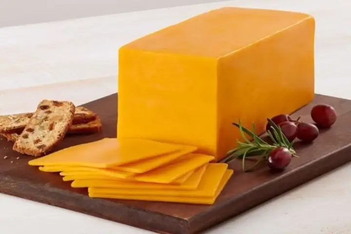 Phô Mai Cheddar Là Gì? Cẩm Nang Toàn Tập Về Dòng Phô Mai Trứ Danh Thế Giới Phô Mai Cheddar Là Gì? Cẩm Nang Toàn Tập Về Dòng Phô Mai Trứ Danh Thế Giới