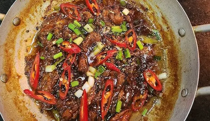 Hướng Dẫn Kho Ruột Cá Lóc Chuẩn Vị: Bí Quyết Khử Tanh, Giữ Béo Ngậy Hướng Dẫn Kho Ruột Cá Lóc Chuẩn Vị: Bí Quyết Khử Tanh, Giữ Béo Ngậy