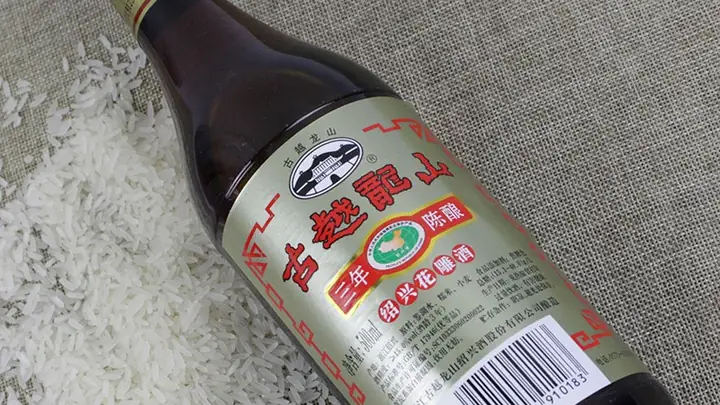 Rượu Dùng Để Nấu Ăn: Hướng Dẫn Toàn Diện Từ Chọn Loại Đến Ứng Dụng