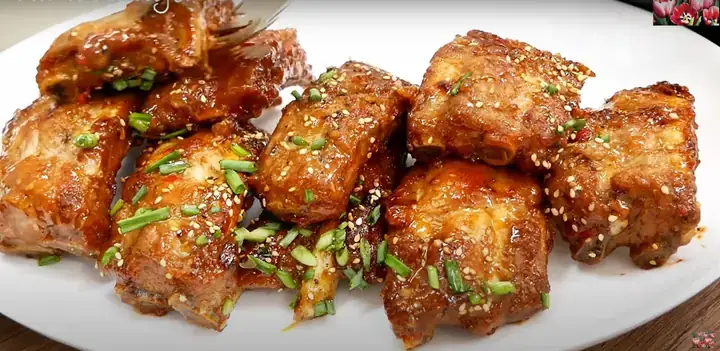 Suon Chua Ngot Vanh Khuyen Suon Chua Ngot Vanh Khuyen