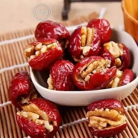 Táo Đỏ Kẹp Óc Chó Có Tác Dụng Gì