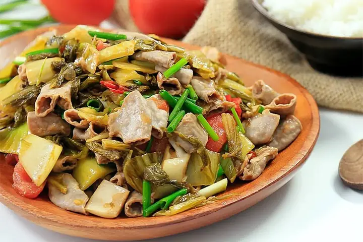 Lòng Xào Dưa: Món Ăn Vàng Của Ẩm Thực Việt Và Hiện Tượng Ngôn Ngữ Độc Đáo Lòng Xào Dưa: Món Ăn Vàng Của Ẩm Thực Việt Và Hiện Tượng Ngôn Ngữ Độc Đáo