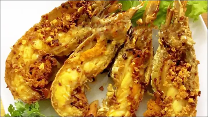 Bí Quyết Làm Tôm Mũ Ni Cháy Tỏi Thơm Lừng Chuẩn Vị Nhà Hàng Bí Quyết Làm Tôm Mũ Ni Cháy Tỏi Thơm Lừng Chuẩn Vị Nhà Hàng