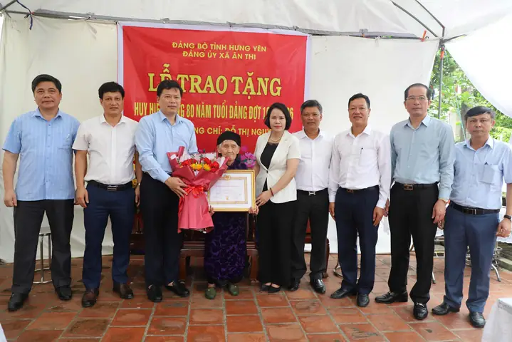 19 Trần Quốc Toản 19 Trần Quốc Toản
