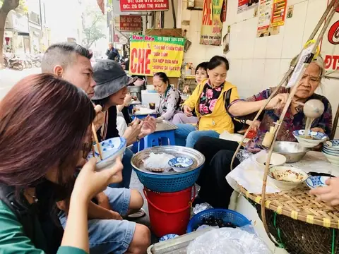 26 Bùi Thị Xuân