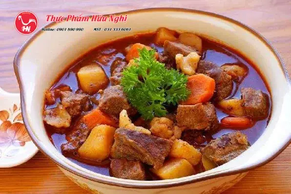 Cách Làm Bắp Bò Hầm Khoai Tây Thơm Ngon Chuẩn Vị, Thịt Mềm Mại Tại Nhà Cách Làm Bắp Bò Hầm Khoai Tây Thơm Ngon Chuẩn Vị, Thịt Mềm Mại Tại Nhà
