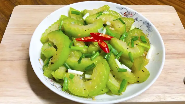 Bí Xanh Xào Tỏi Ngon Chuẩn Vị: Hướng Dẫn Chi Tiết Từ A-z Bí Xanh Xào Tỏi Ngon Chuẩn Vị: Hướng Dẫn Chi Tiết Từ A-z