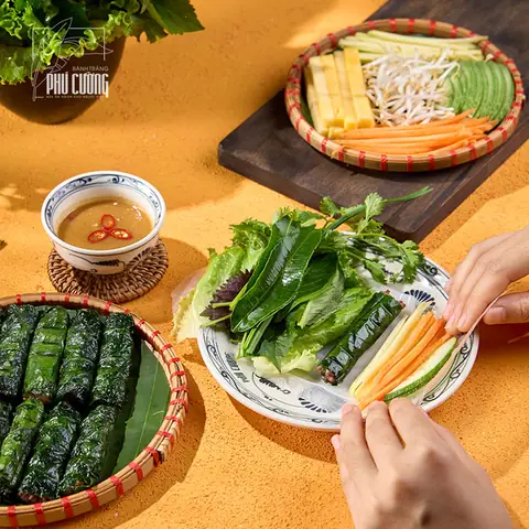 Cách Làm Bò Lá Lốt Cuốn Bánh Tráng Thơm Ngon Chuẩn Vị Tại Nhà Cách Làm Bò Lá Lốt Cuốn Bánh Tráng Thơm Ngon Chuẩn Vị Tại Nhà