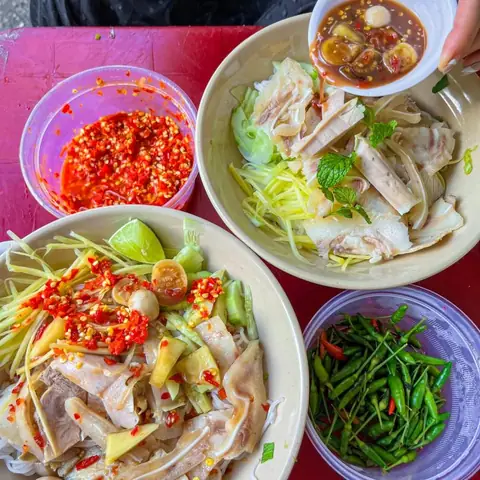 Top Quán Bún Mắm Nêm Nha Trang Ngon Nhất: Địa Chỉ & Review Chi Tiết