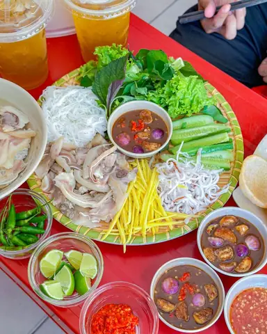 Top Quán Bún Mắm Nêm Nha Trang Ngon Nhất: Địa Chỉ & Review Chi Tiết