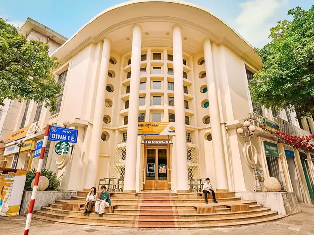 Bưu Điện Tràng Tiền Bưu Điện Tràng Tiền