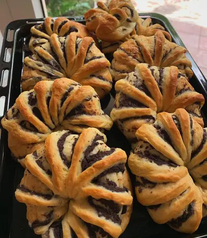 Hướng Dẫn Chi Tiết Cách Làm Bánh Mì Đậu Đỏ Mềm Mịn Tại Nhà Hướng Dẫn Chi Tiết Cách Làm Bánh Mì Đậu Đỏ Mềm Mịn Tại Nhà