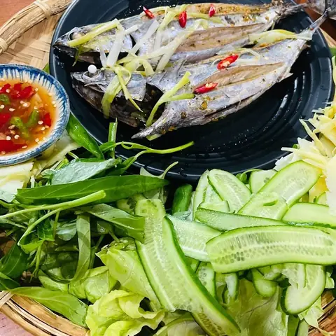 Cách Làm Cá Biển Hấp Cuốn Bánh Tráng Ngon Chuẩn Vị, Dễ Thực Hiện Tại Nhà Cách Làm Cá Biển Hấp Cuốn Bánh Tráng Ngon Chuẩn Vị, Dễ Thực Hiện Tại Nhà