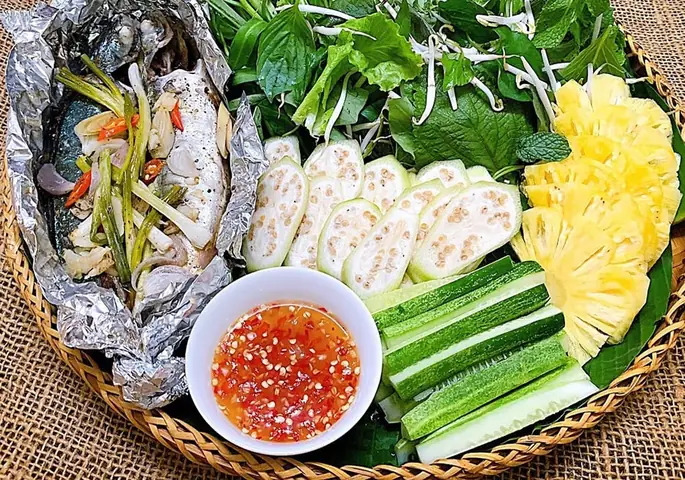 Cách Làm Cá Biển Hấp Cuốn Bánh Tráng Ngon Chuẩn Vị, Dễ Thực Hiện Tại Nhà Cách Làm Cá Biển Hấp Cuốn Bánh Tráng Ngon Chuẩn Vị, Dễ Thực Hiện Tại Nhà
