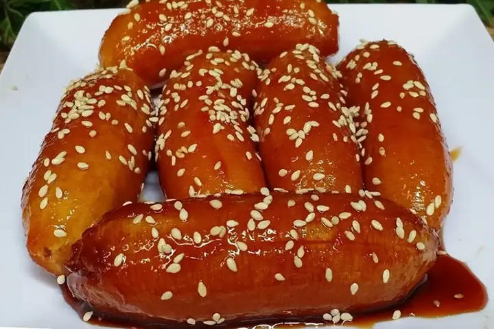 Cách Làm Chuối Khô Rim Đường Dẻo Ngon, Không Bị Lại Đường Tại Nhà