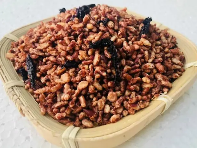 Hướng Dẫn Chi Tiết Cách Làm Cốm Gạo Lứt Rong Biển Giòn Ngon Tại Nhà
