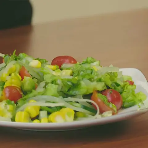 Cách Làm Salad Củ Quả Thập Cẩm & Hoa Quả Thơm Ngon, Dễ Làm Tại Nhà Cách Làm Salad Củ Quả Thập Cẩm & Hoa Quả Thơm Ngon, Dễ Làm Tại Nhà