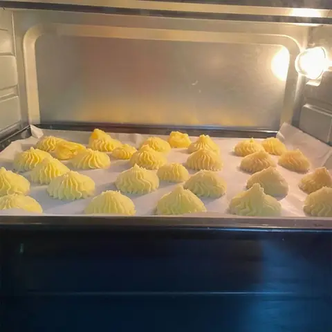 Cách Làm Snack Khoai Tây Bằng Lò Nướng Giòn Ngon Tại Nhà Cách Làm Snack Khoai Tây Bằng Lò Nướng Giòn Ngon Tại Nhà
