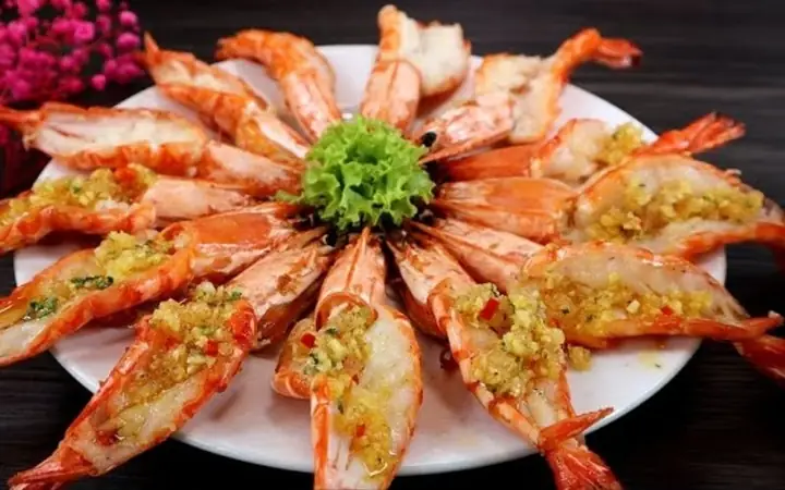 Hướng Dẫn Chi Tiết Cách Làm Tôm Rang Bơ Tỏi Thơm Ngon, Béo Ngậy Tại Nhà